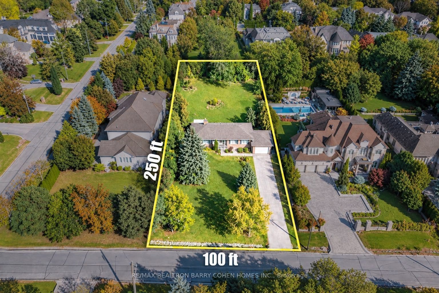 19 Oakbank Road, Vaughan, York ON L4J 2B8