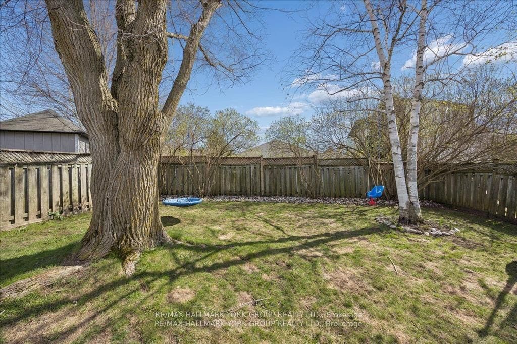 195 King Street, East Gwillimbury, York ON L0G 1M0