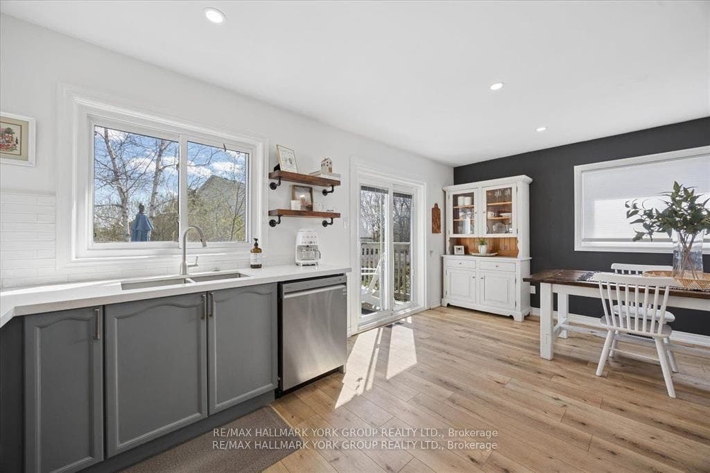 195 King Street, East Gwillimbury, York ON L0G 1M0