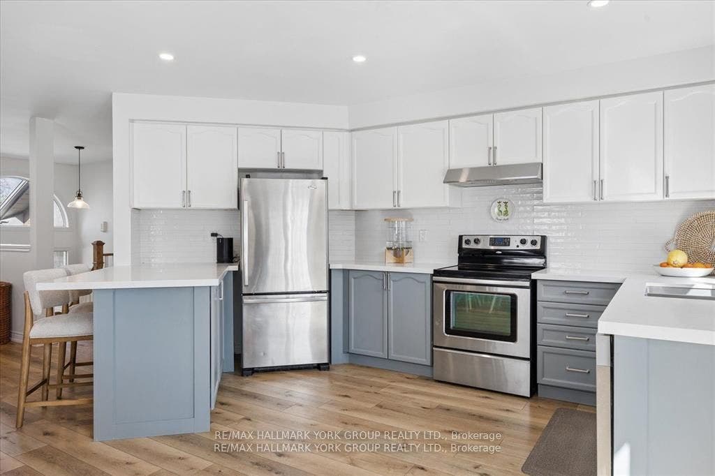 195 King Street, East Gwillimbury, York ON L0G 1M0