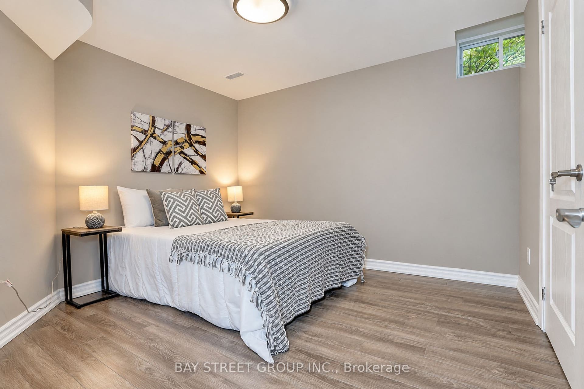 207 Farmstead Road, Richmond Hill, Richmond Hill, York ON L4S 2J6