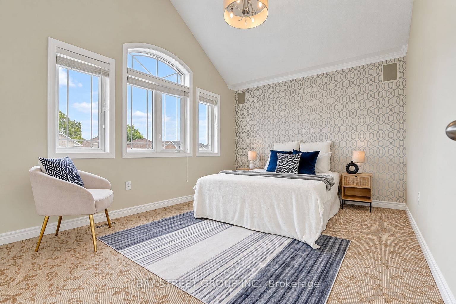 207 Farmstead Road, Richmond Hill, Richmond Hill, York ON L4S 2J6