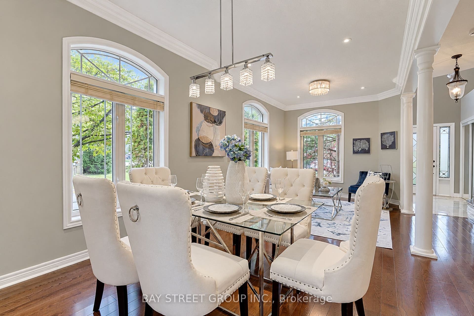 207 Farmstead Road, Richmond Hill, Richmond Hill, York ON L4S 2J6