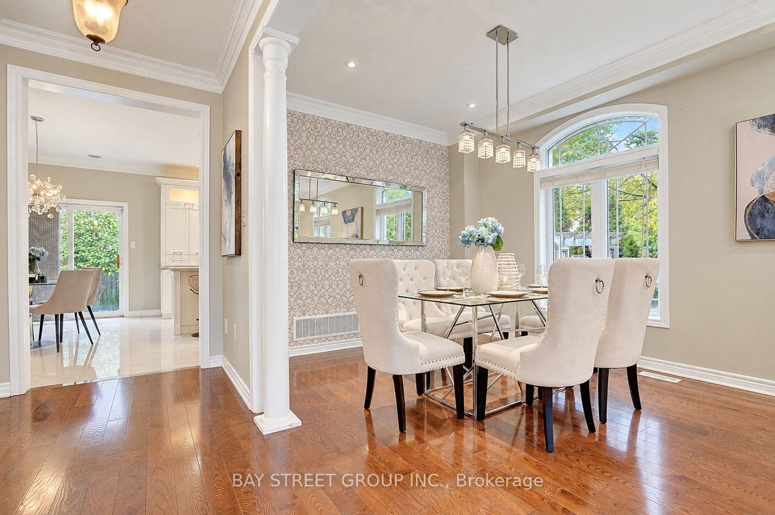207 Farmstead Road, Richmond Hill, Richmond Hill, York ON L4S 2J6
