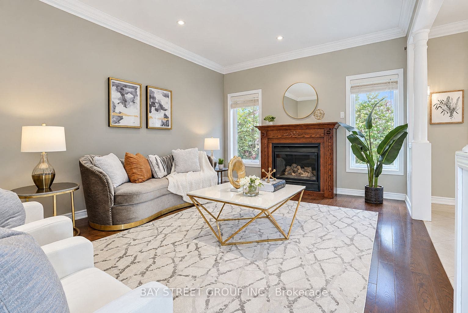 207 Farmstead Road, Richmond Hill, Richmond Hill, York ON L4S 2J6