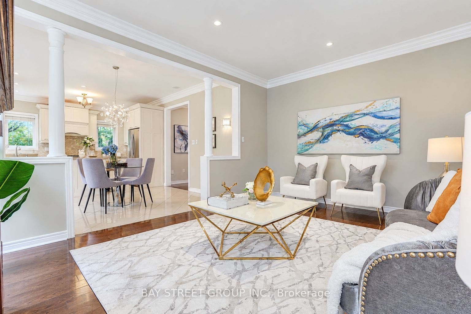 207 Farmstead Road, Richmond Hill, Richmond Hill, York ON L4S 2J6
