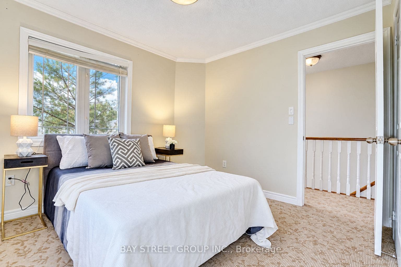 207 Farmstead Road, Richmond Hill, Richmond Hill, York ON L4S 2J6