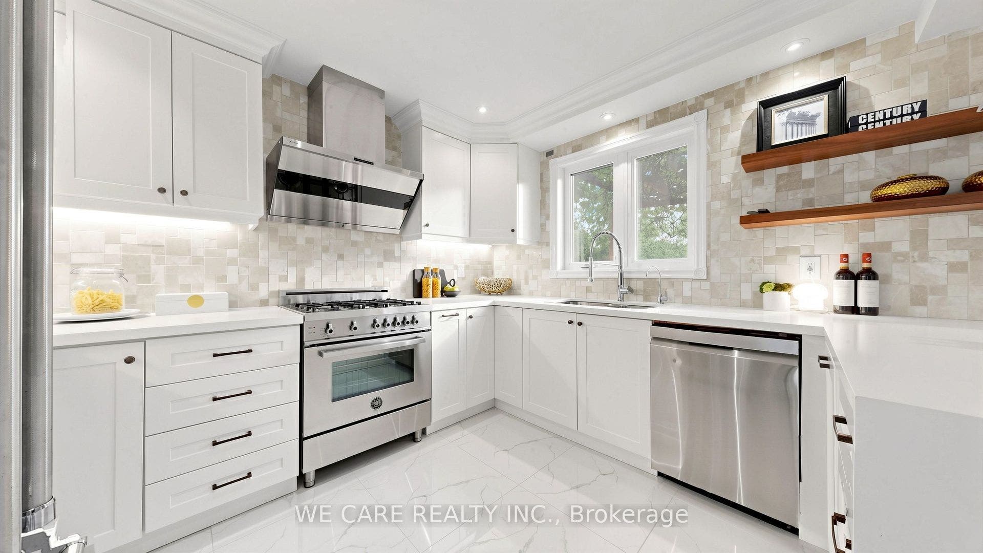 82 Barrington Crescent, Markham, Markham, York ON L3R 3H3