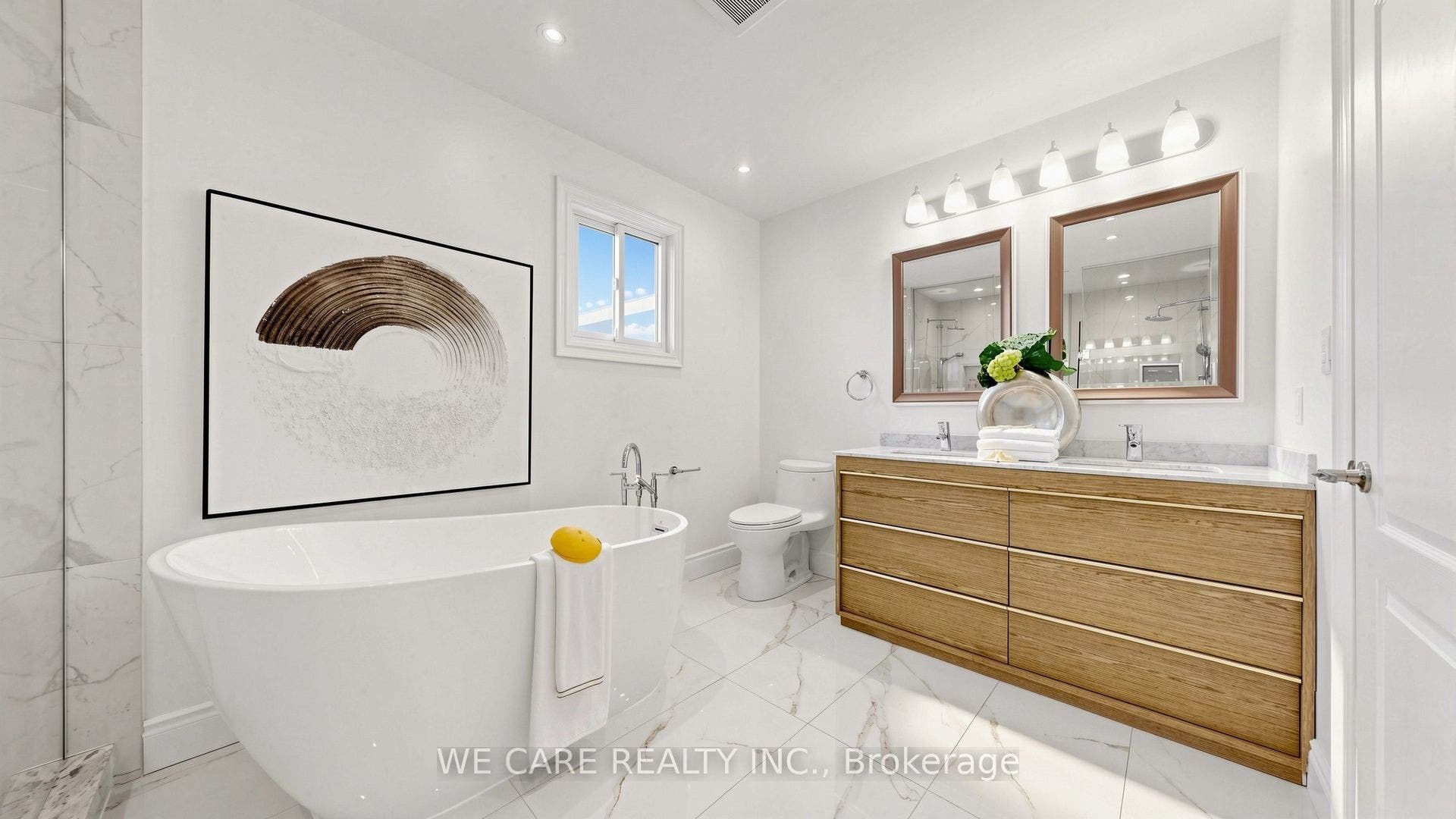 82 Barrington Crescent, Markham, Markham, York ON L3R 3H3