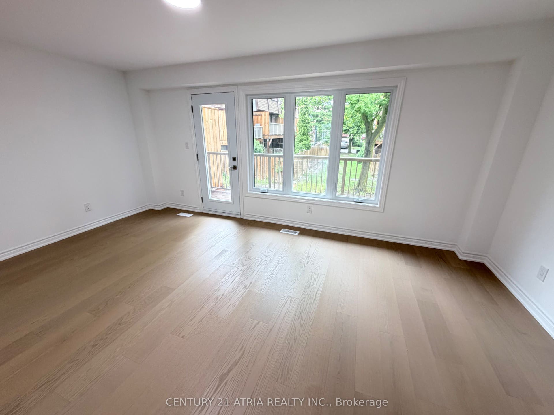 11 Plaisance Road, #Unit 5, Richmond Hill, York ON L4C 5H1