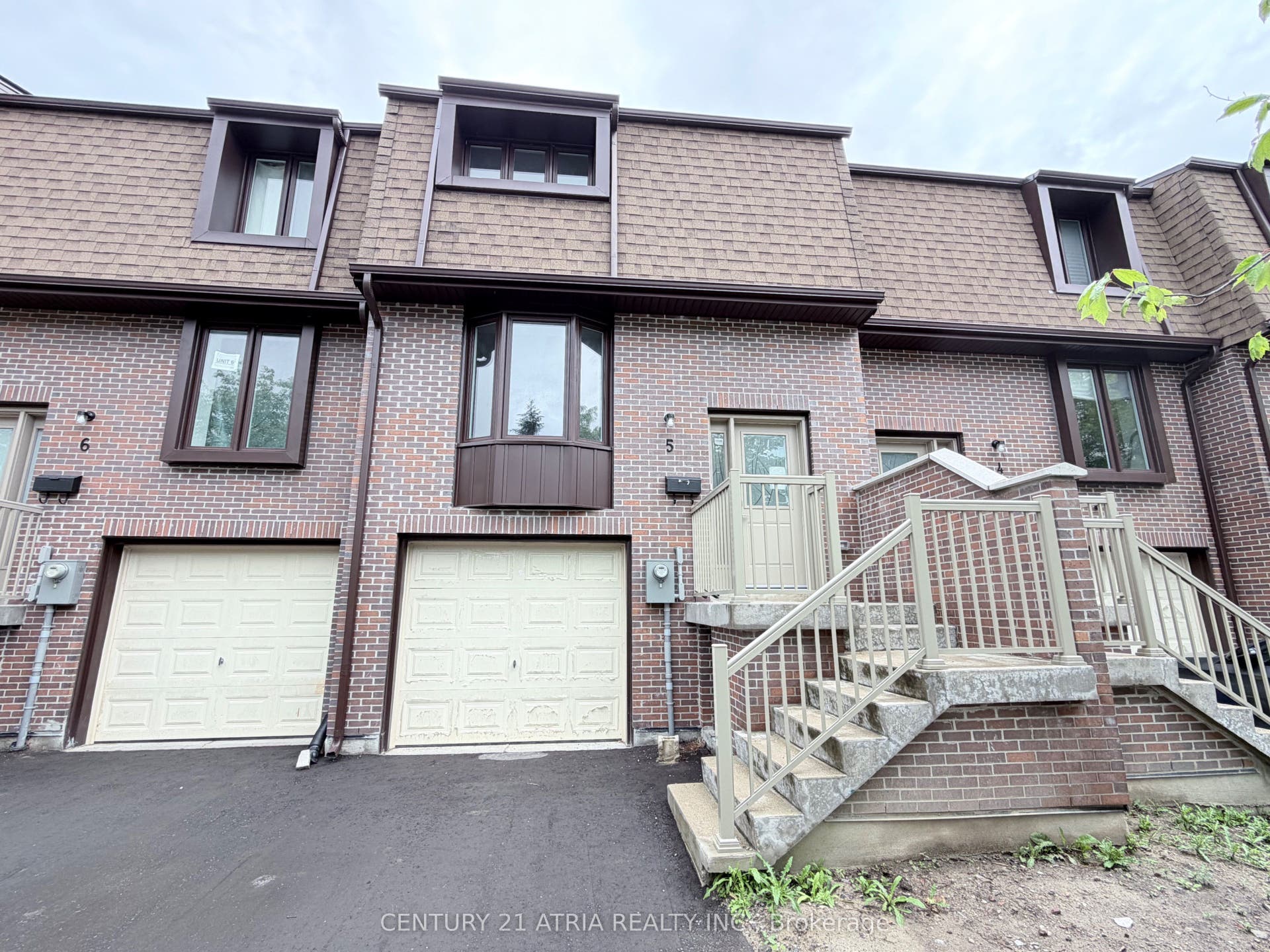 11 Plaisance Road, #Unit 5, Richmond Hill, York ON L4C 5H1