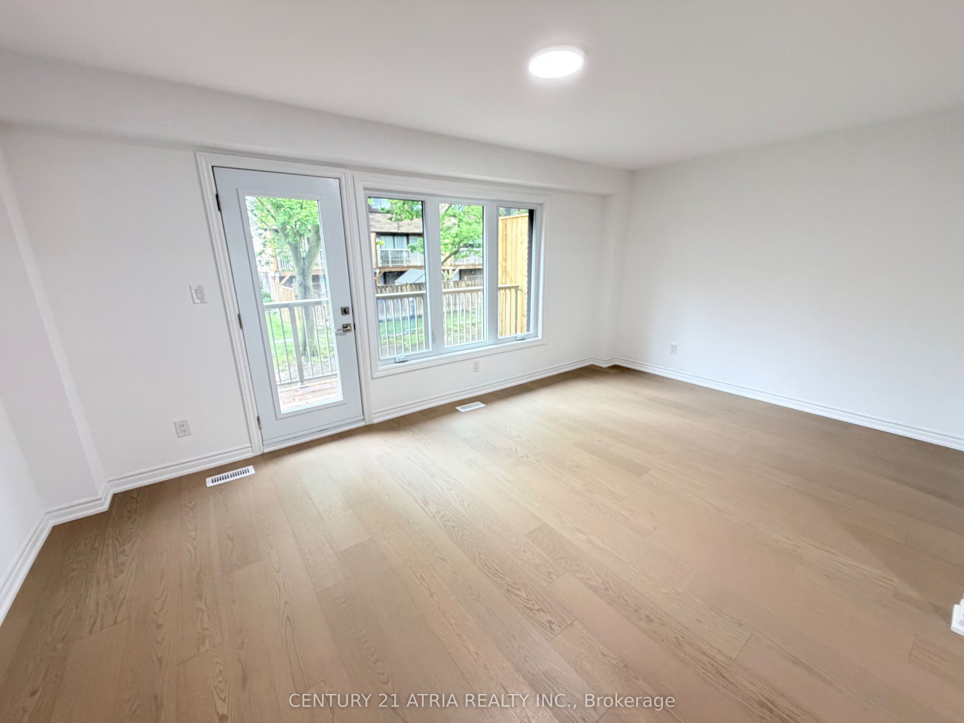 11 Plaisance Road, #Unit 5, Richmond Hill, York ON L4C 5H1