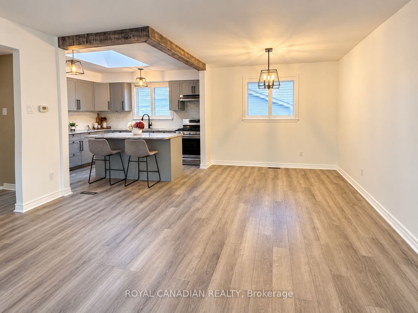 36 Maplegrove Avenue, Bradford West Gwillimbury, Simcoe ON L3Z 1S1