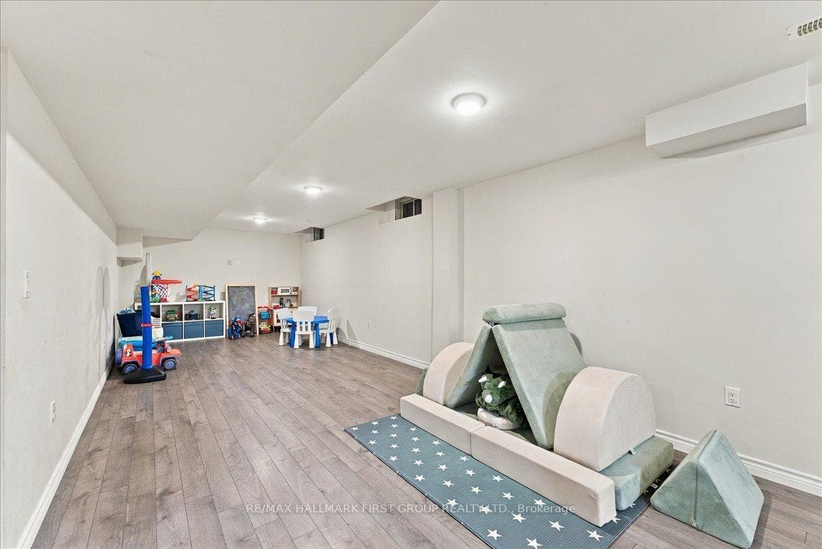 178 Milos Road, Richmond Hill, York ON L4E 0M8