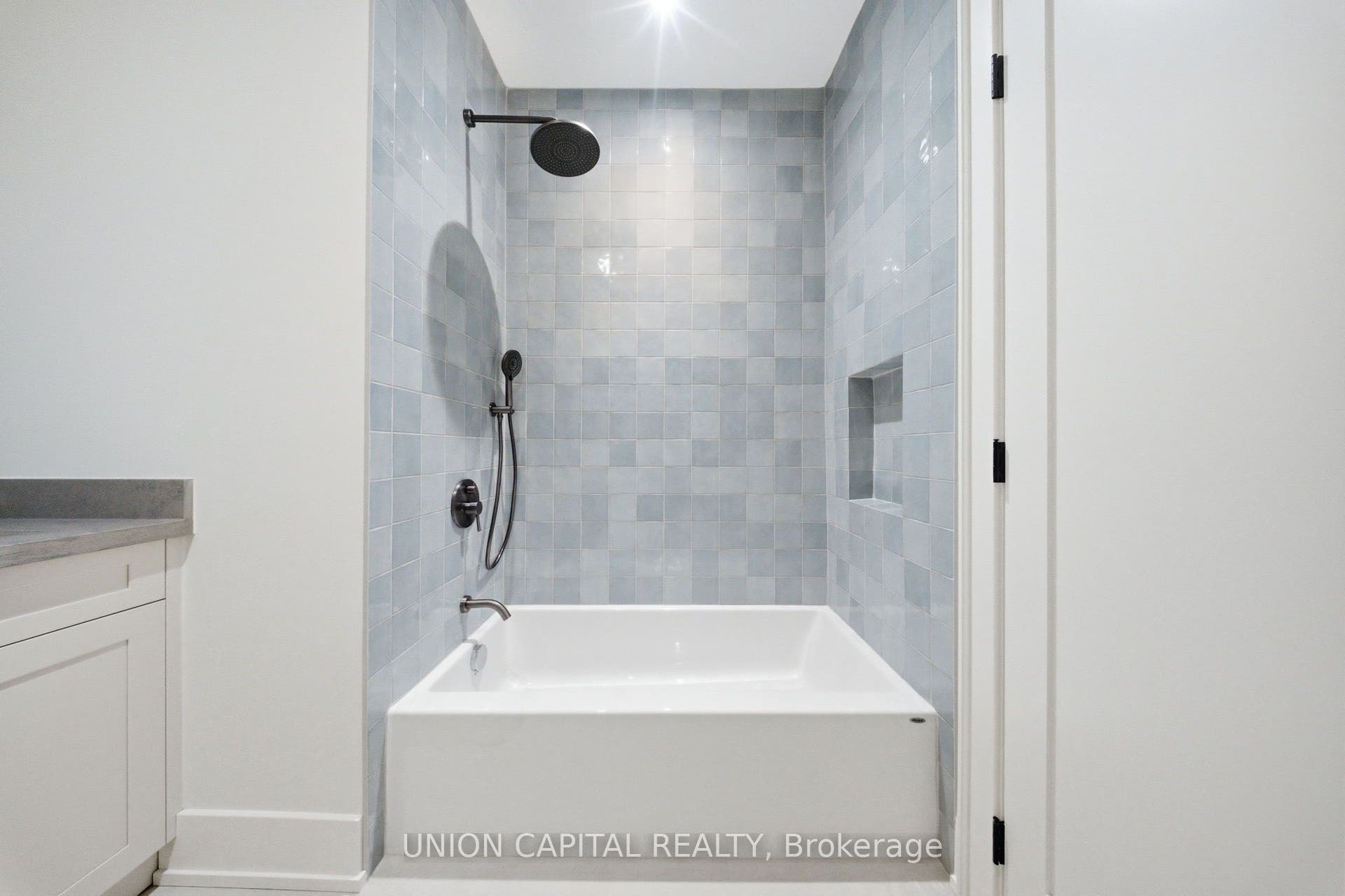 106 Hawthorn Avenue, Whitchurch-Stouffville, York ON L4A 4S9