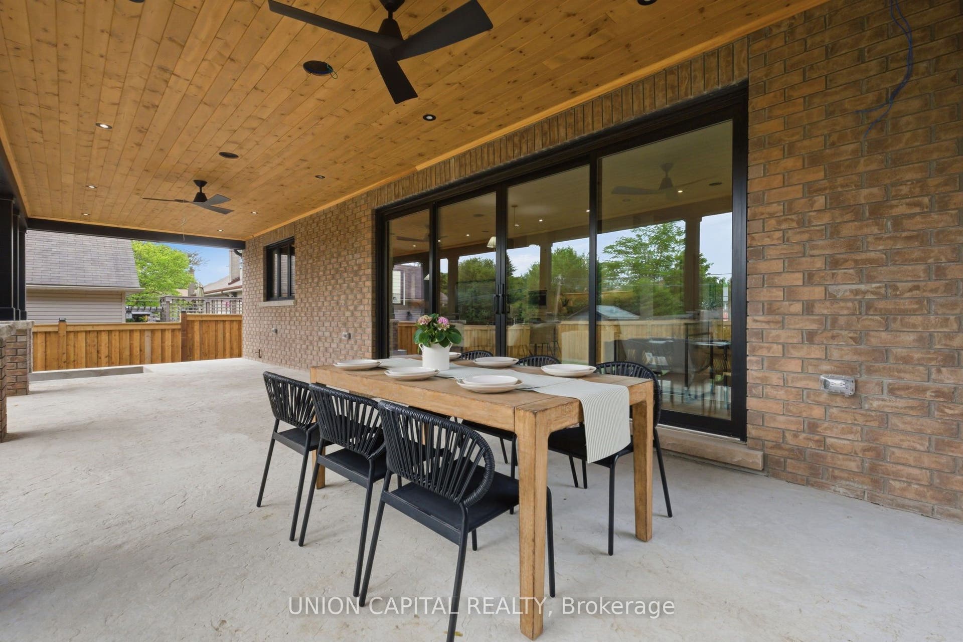 106 Hawthorn Avenue, Whitchurch-Stouffville, York ON L4A 4S9