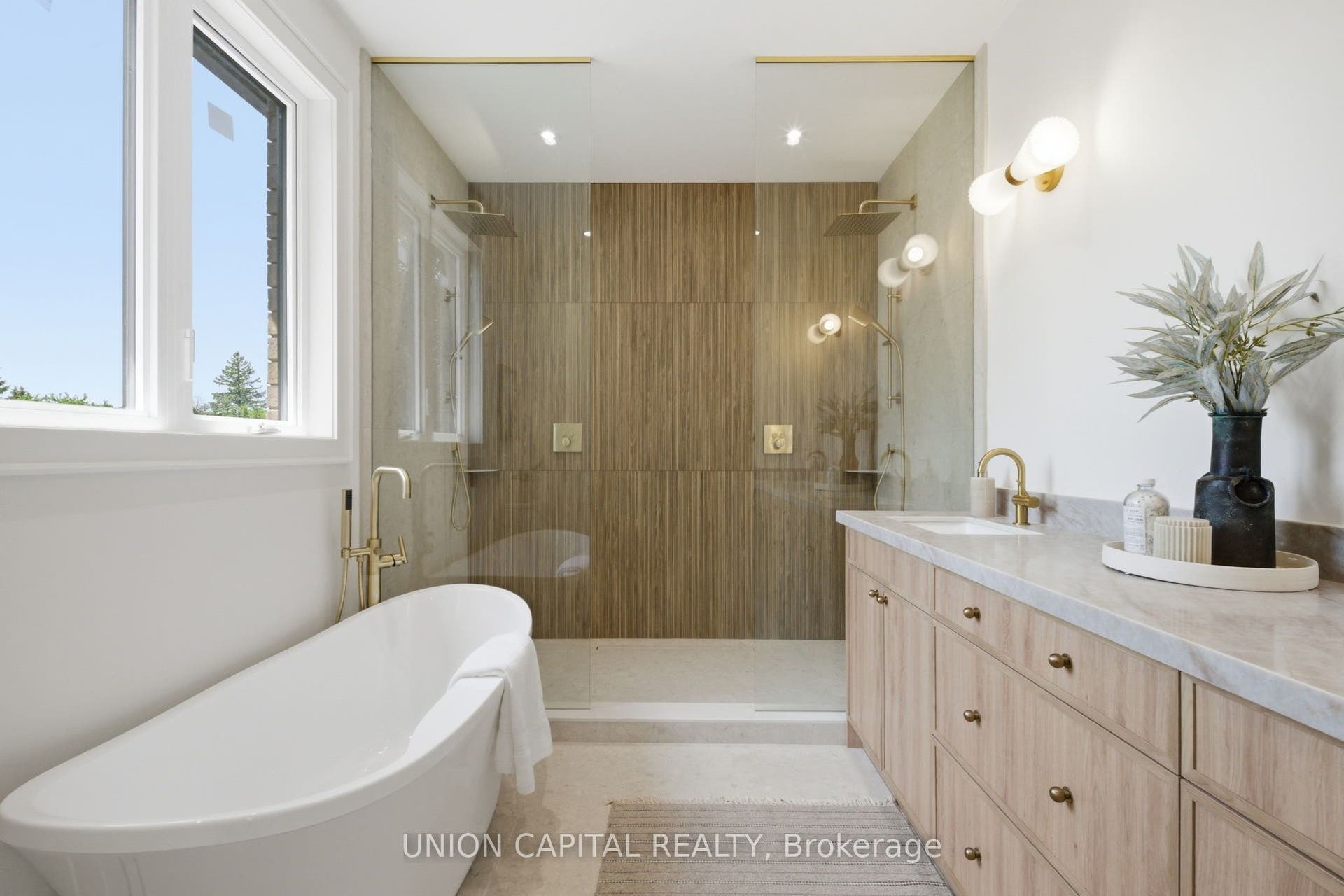 106 Hawthorn Avenue, Whitchurch-Stouffville, York ON L4A 4S9