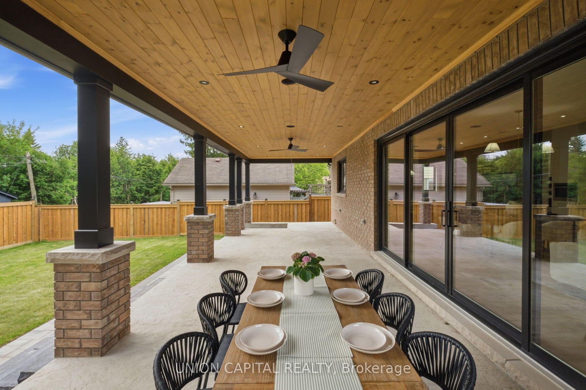 106 Hawthorn Avenue, Whitchurch-Stouffville, York ON L4A 4S9