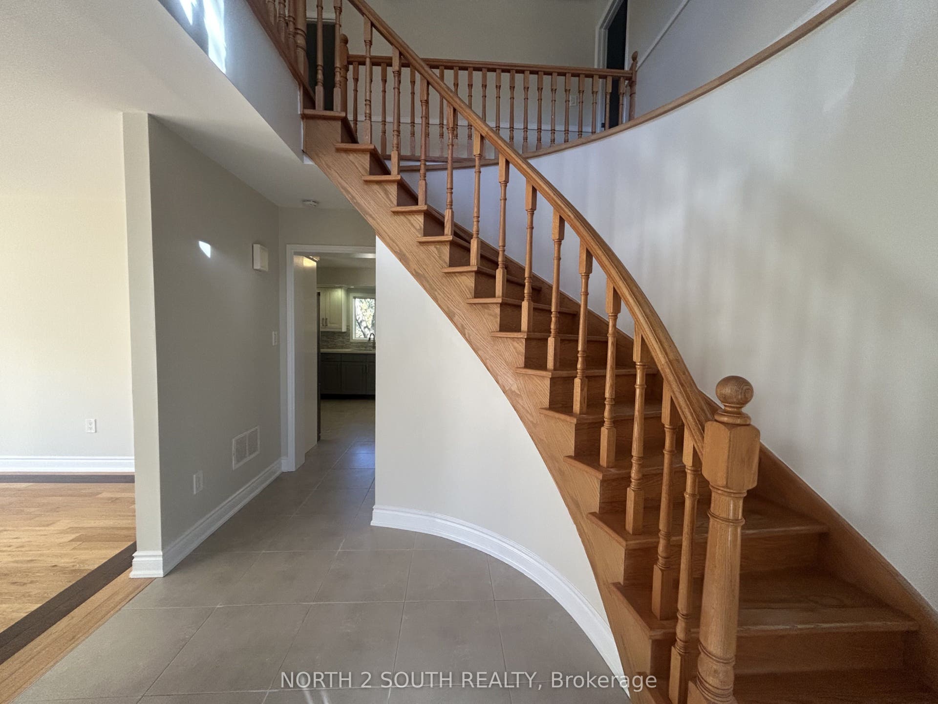 610 Sunset Beach Road, Richmond Hill, York ON L4E 3J6