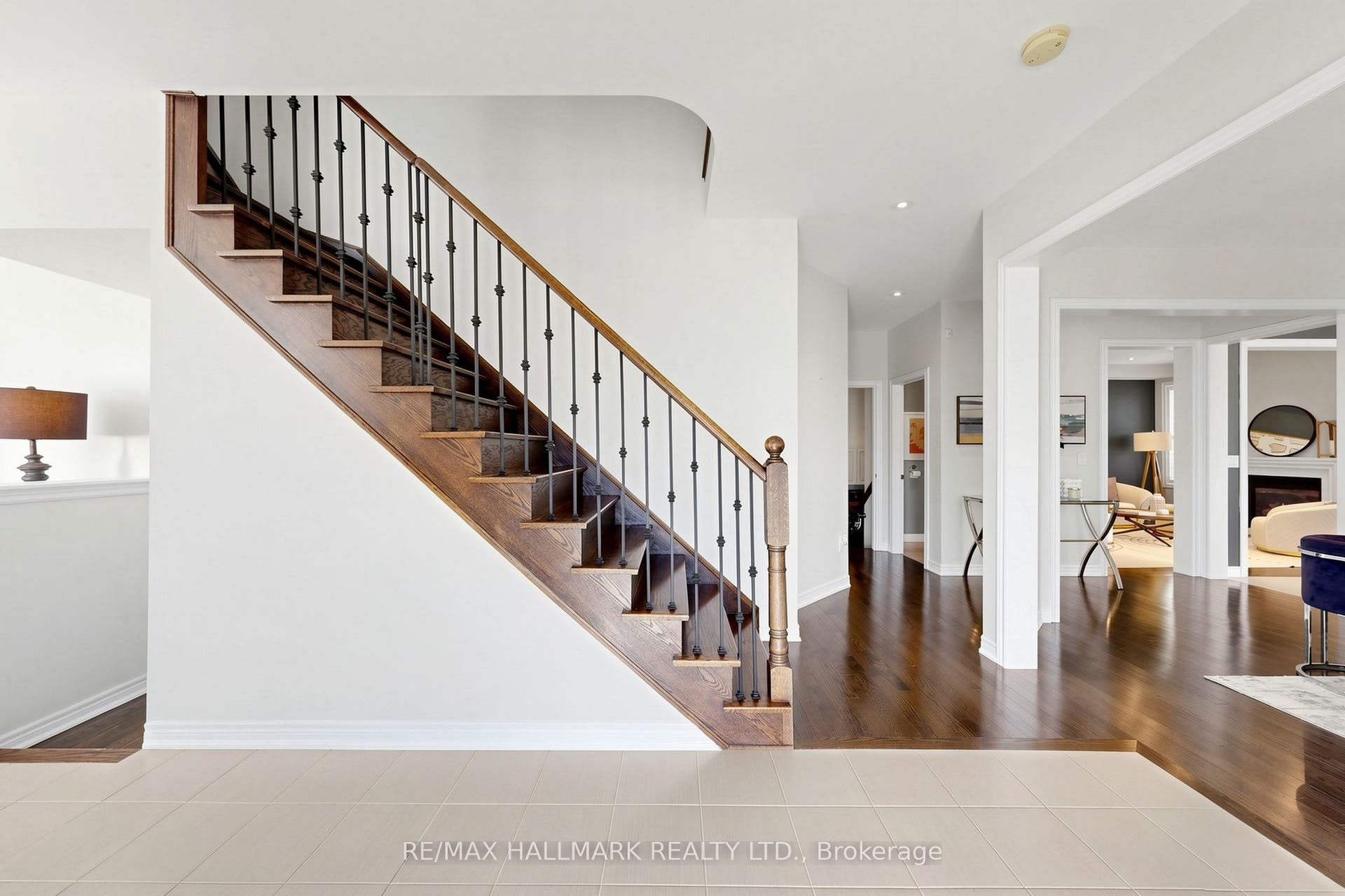 1 Bassview Court, Richmond Hill, York ON L4E 0M3