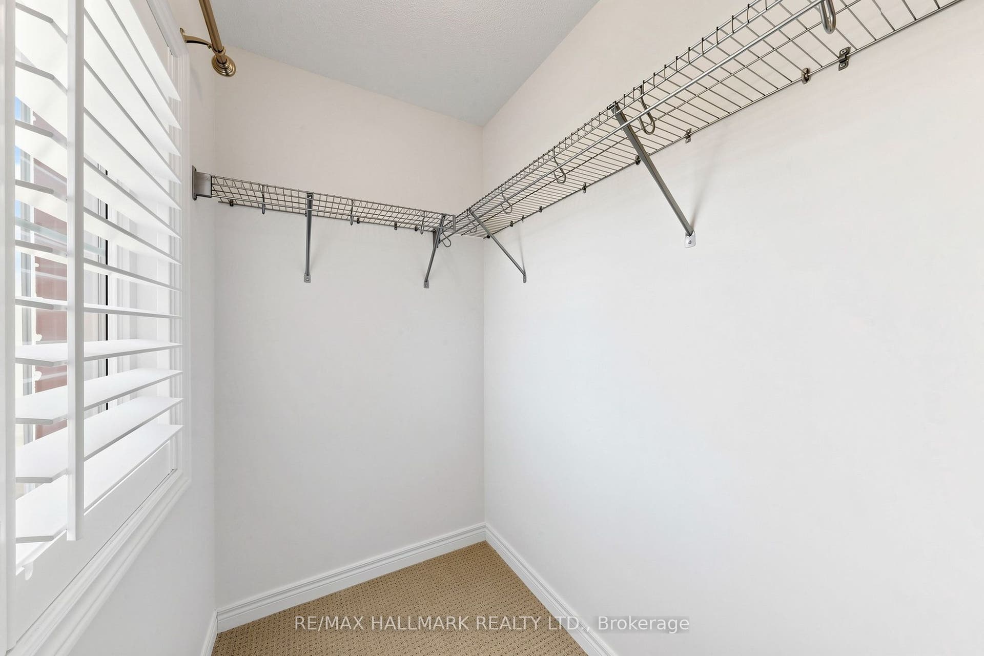 Walk in closet
