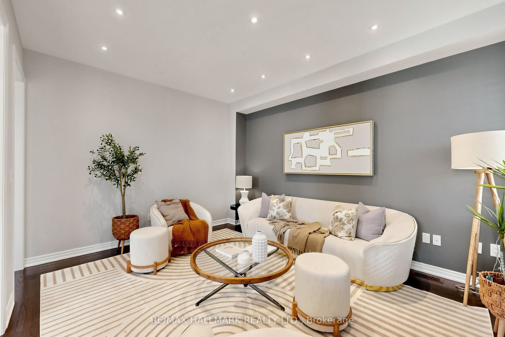 1 Bassview Court, Richmond Hill, York ON L4E 0M3