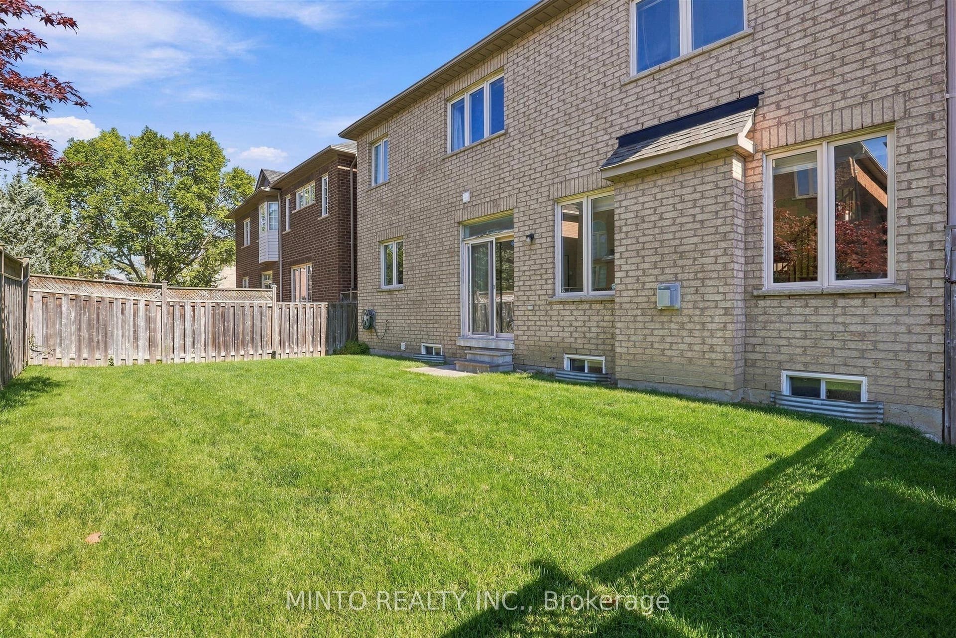 64 Willow Heights Boulevard, Markham, York ON L6C 2Z4
