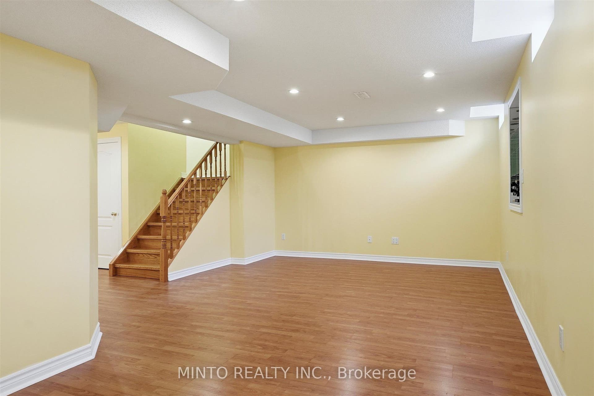 64 Willow Heights Boulevard, Markham, York ON L6C 2Z4