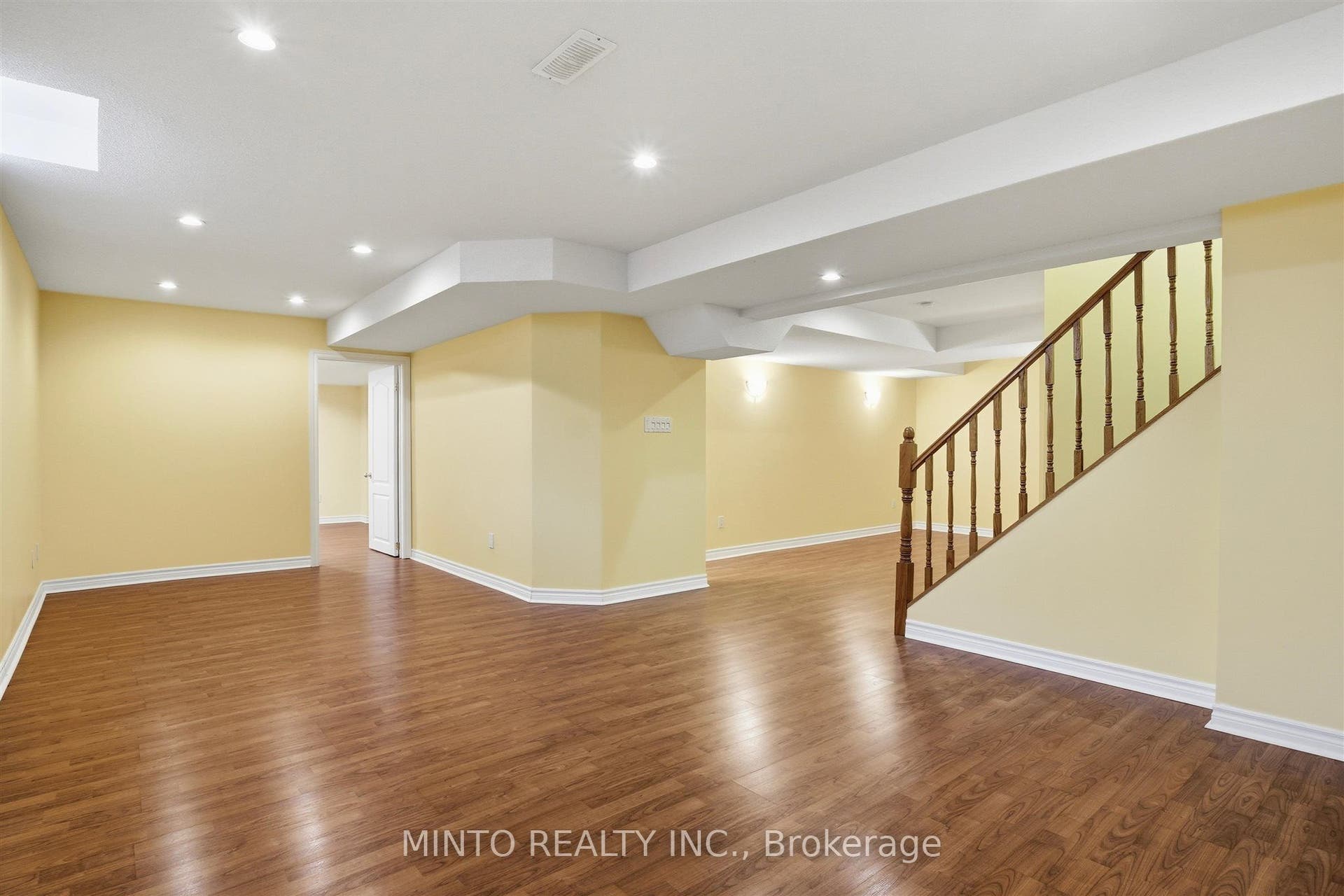64 Willow Heights Boulevard, Markham, York ON L6C 2Z4