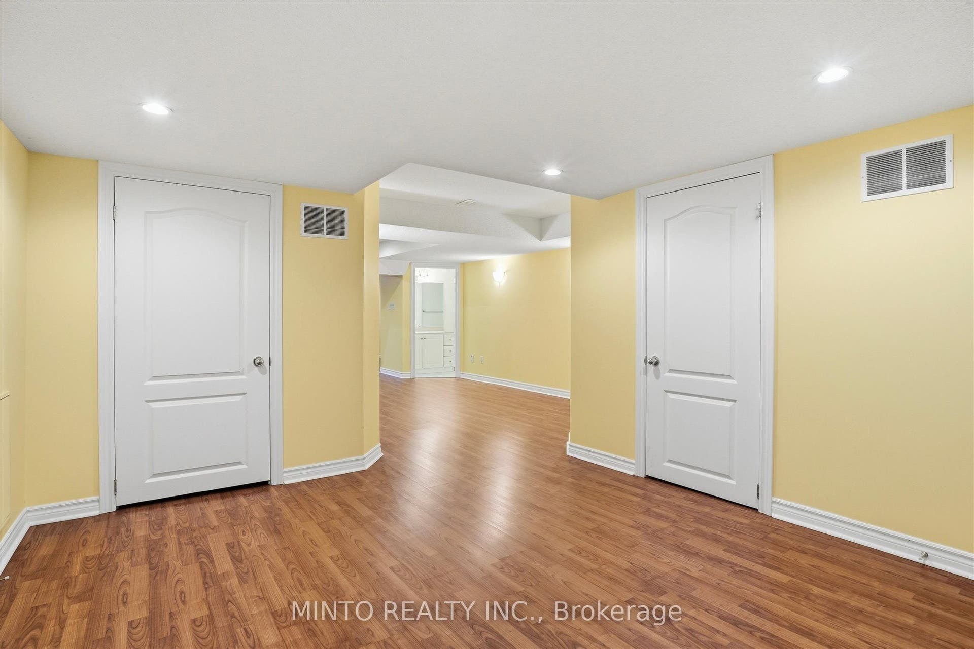 64 Willow Heights Boulevard, Markham, York ON L6C 2Z4