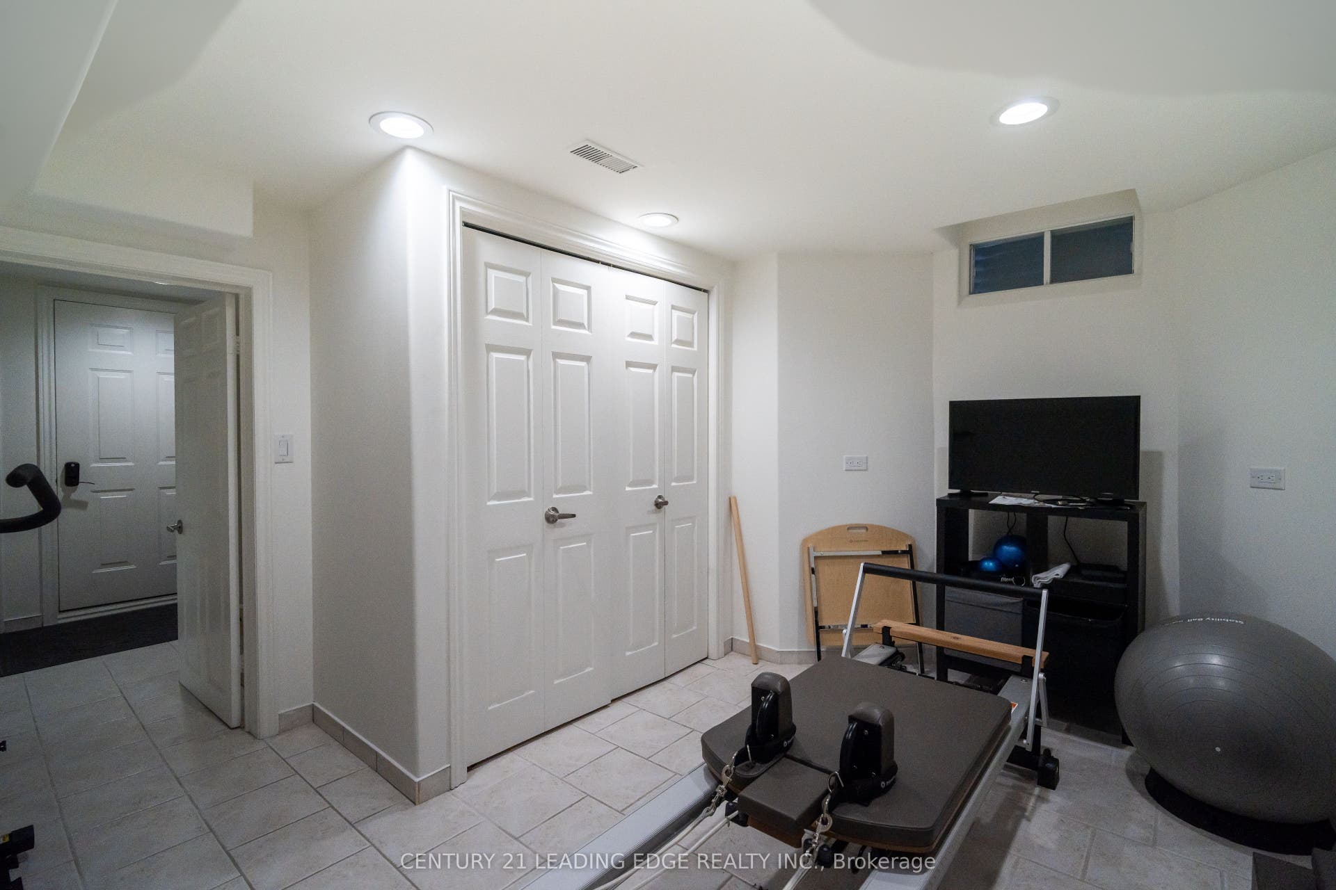 53 McClenny Drive, Aurora, York ON L4G 5P5
