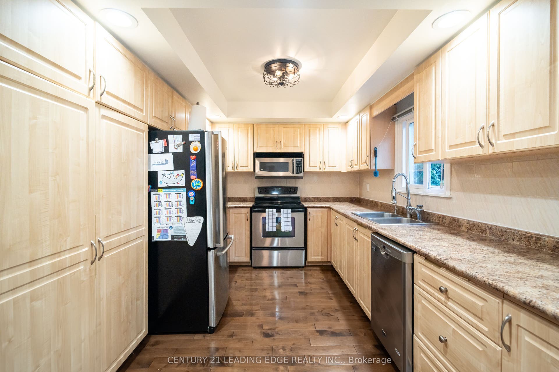 53 McClenny Drive, Aurora, York ON L4G 5P5