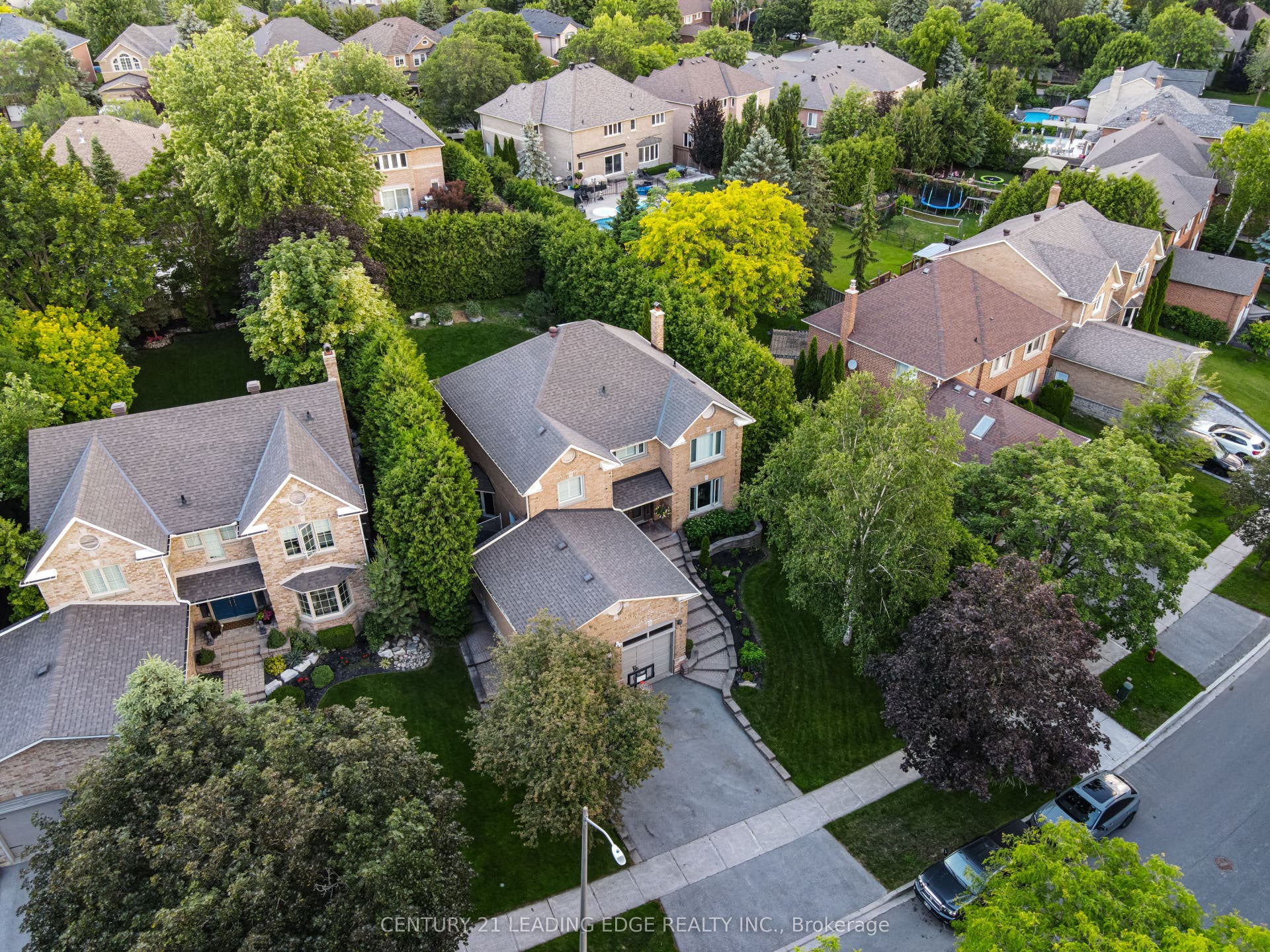 53 McClenny Drive, Aurora, York ON L4G 5P5
