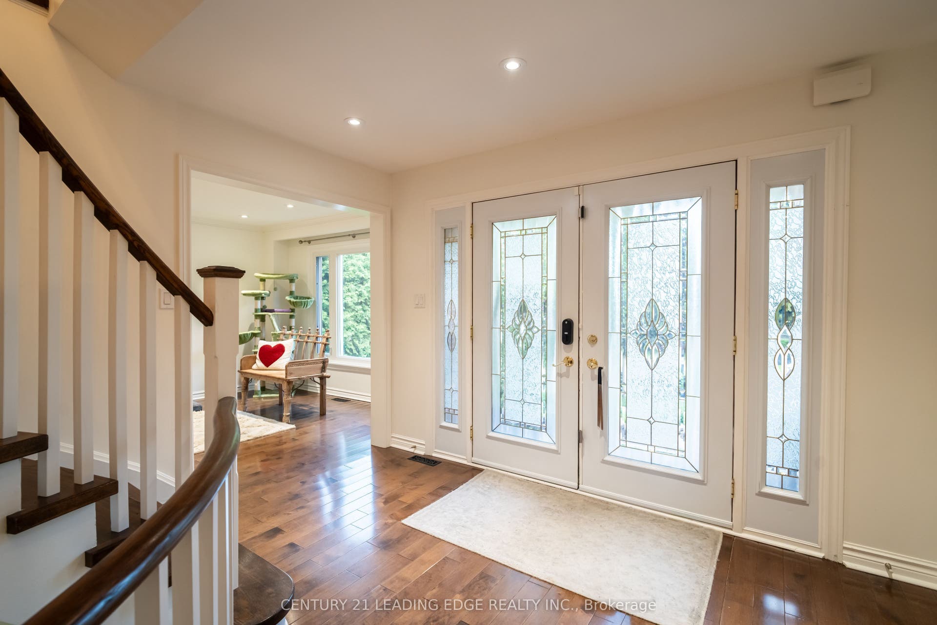 53 McClenny Drive, Aurora, York ON L4G 5P5