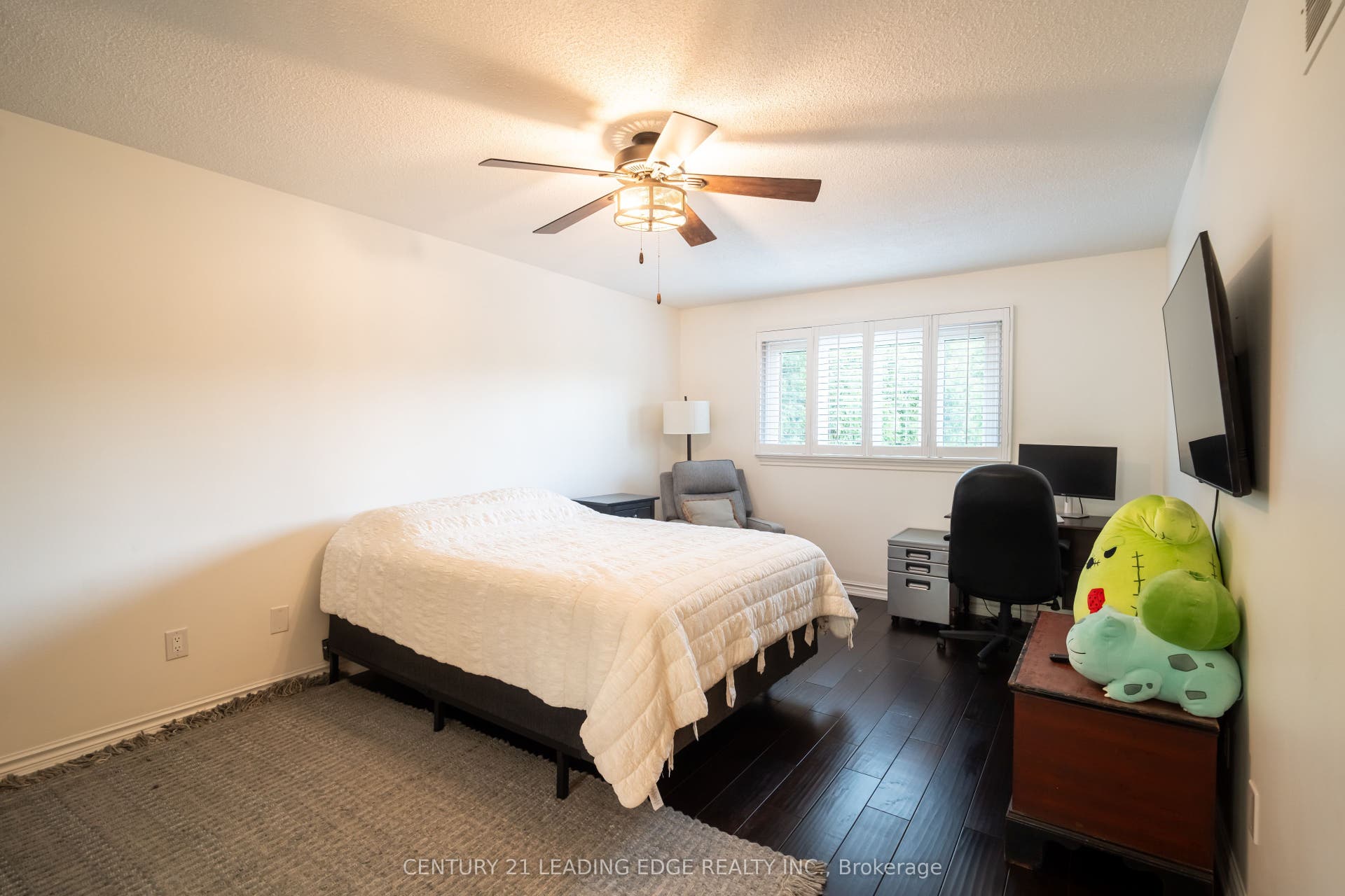 53 McClenny Drive, Aurora, York ON L4G 5P5