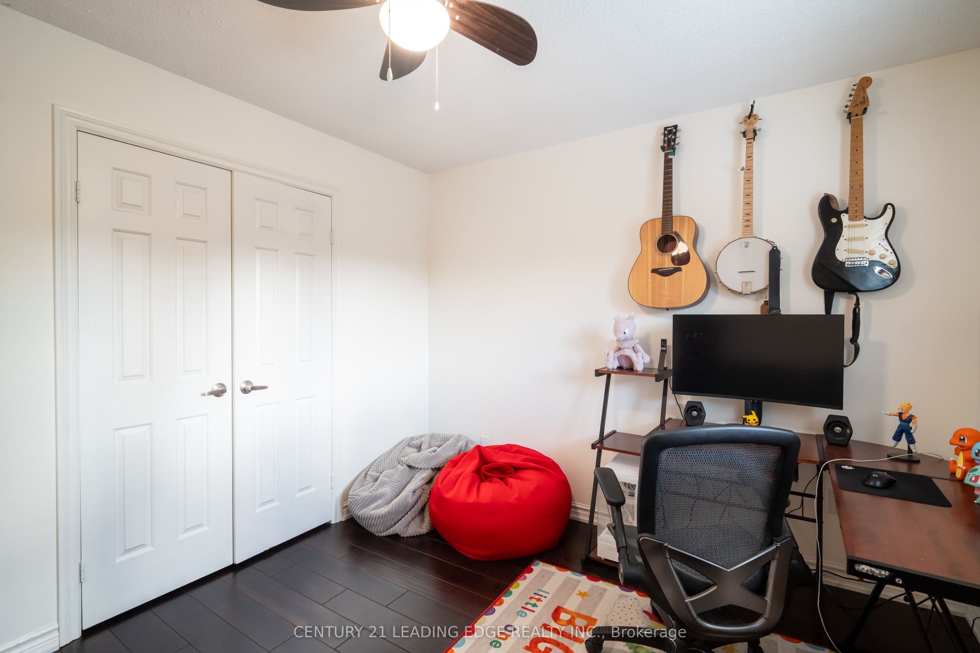 53 McClenny Drive, Aurora, York ON L4G 5P5