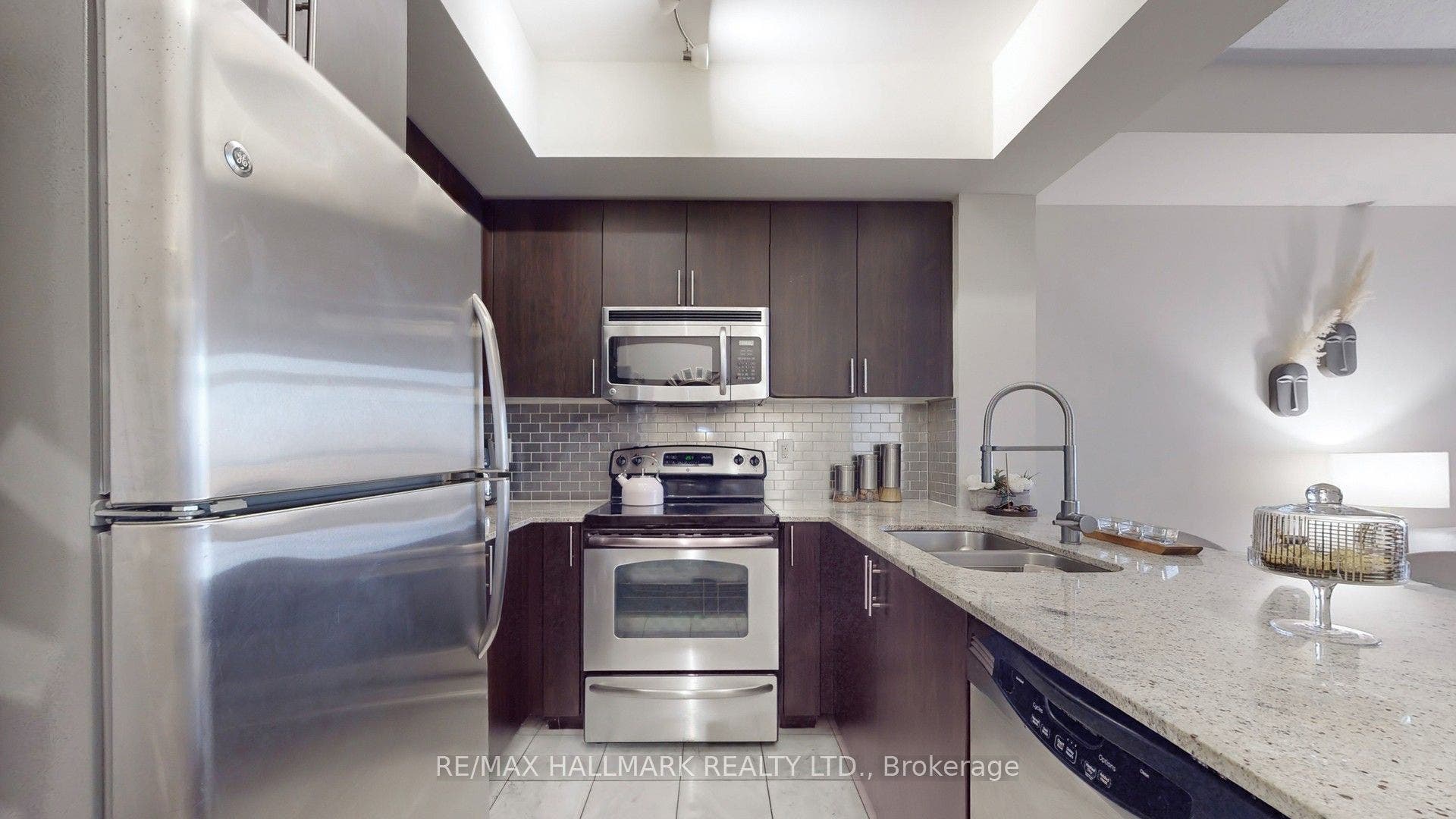 520 Steeles Avenue W, #609, Vaughan, Vaughan, York ON L4J 1A2
