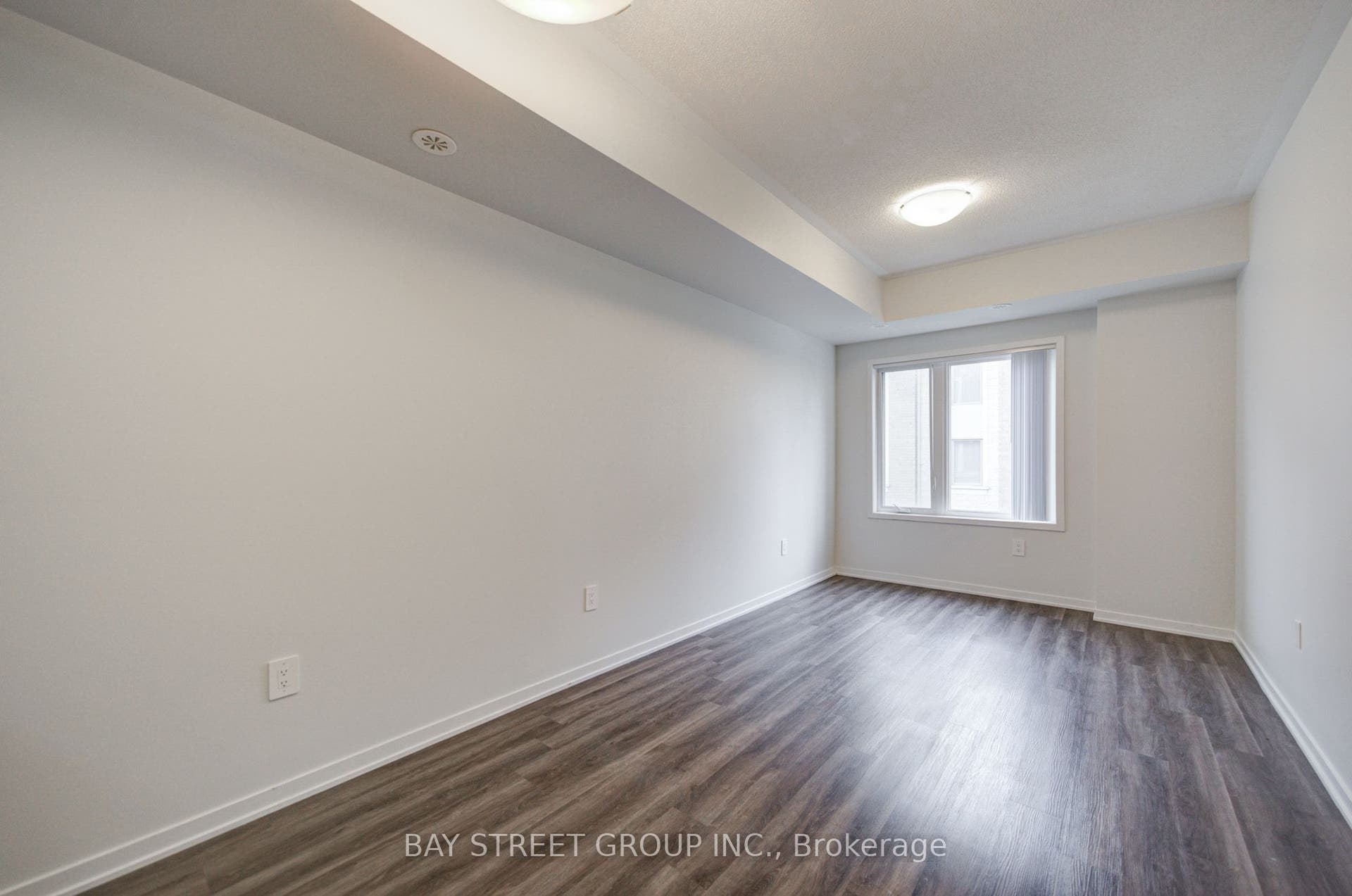 11 Honeycrisp Crescent, #TH3, Vaughan, York ON L4K 0N6