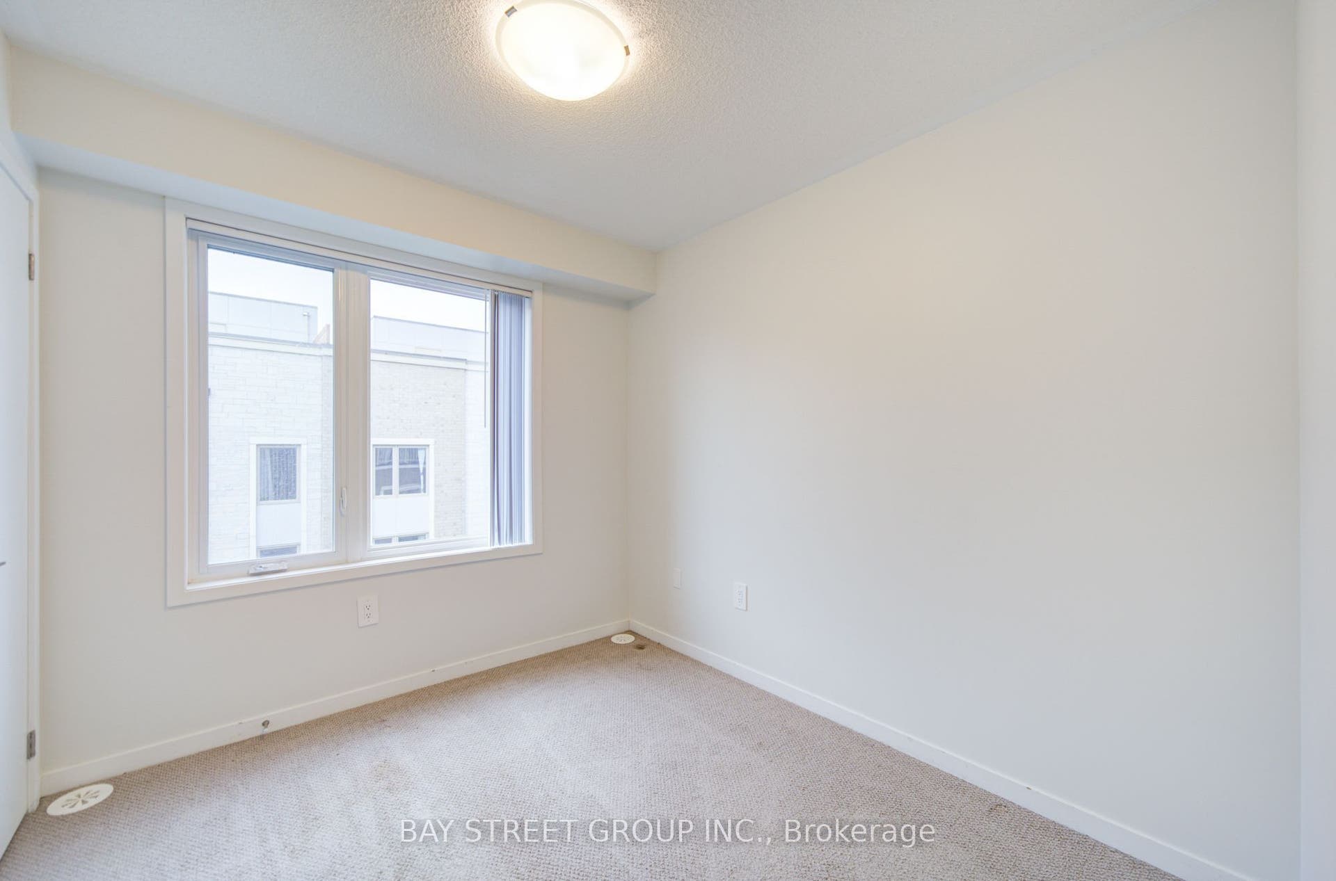 11 Honeycrisp Crescent, #TH3, Vaughan, York ON L4K 0N6