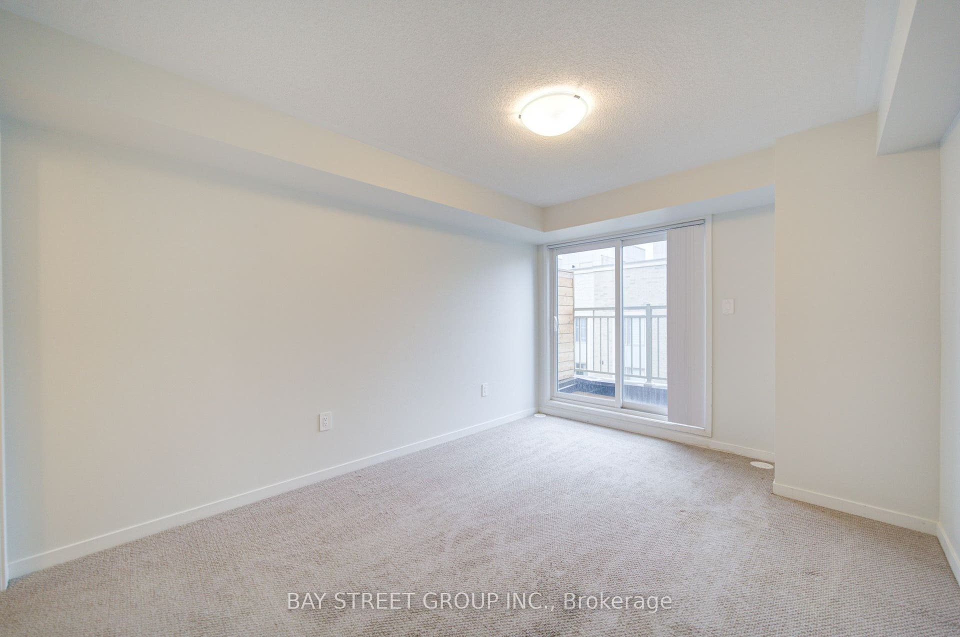 11 Honeycrisp Crescent, #TH3, Vaughan, York ON L4K 0N6
