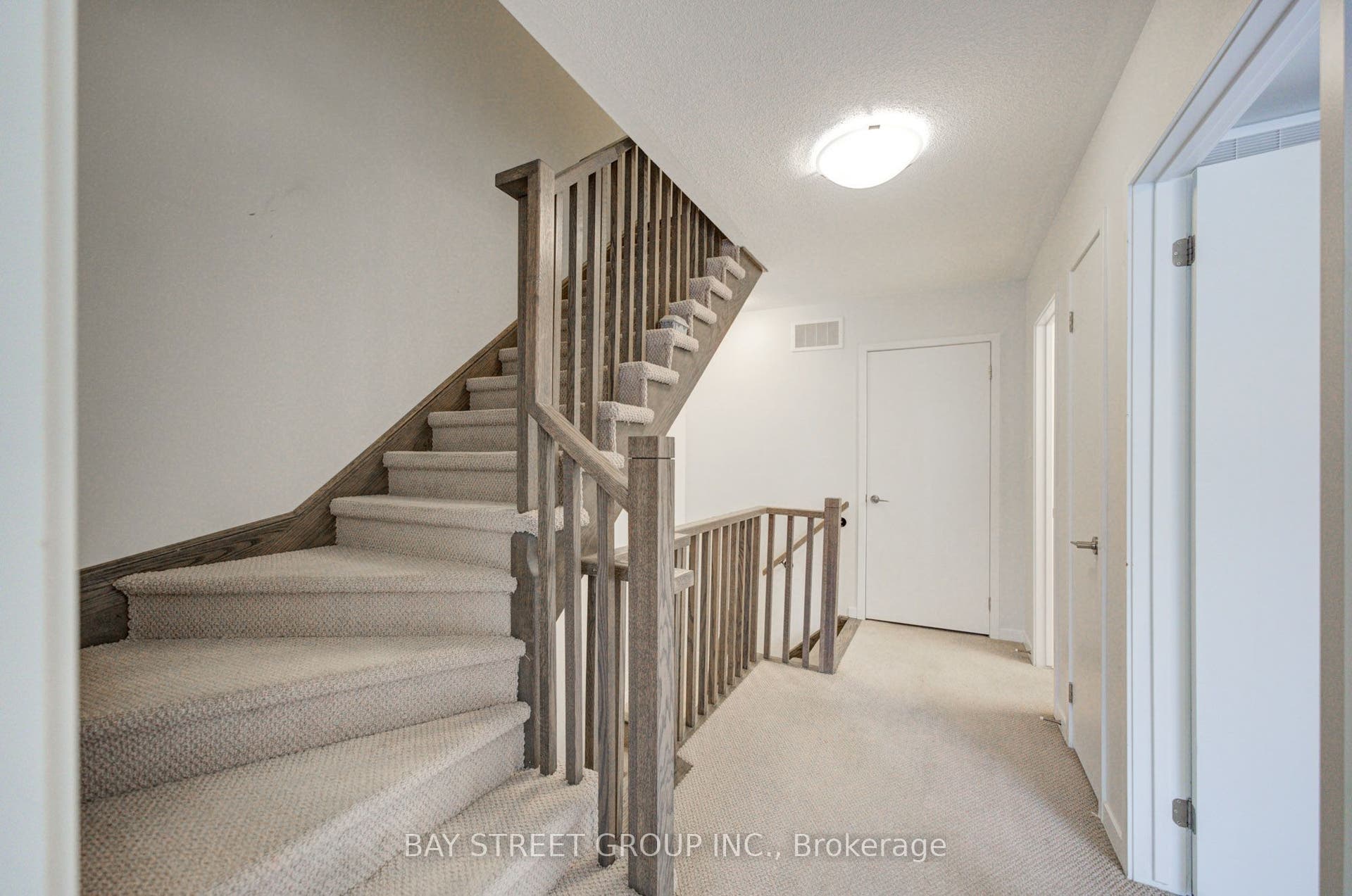 11 Honeycrisp Crescent, #TH3, Vaughan, York ON L4K 0N6
