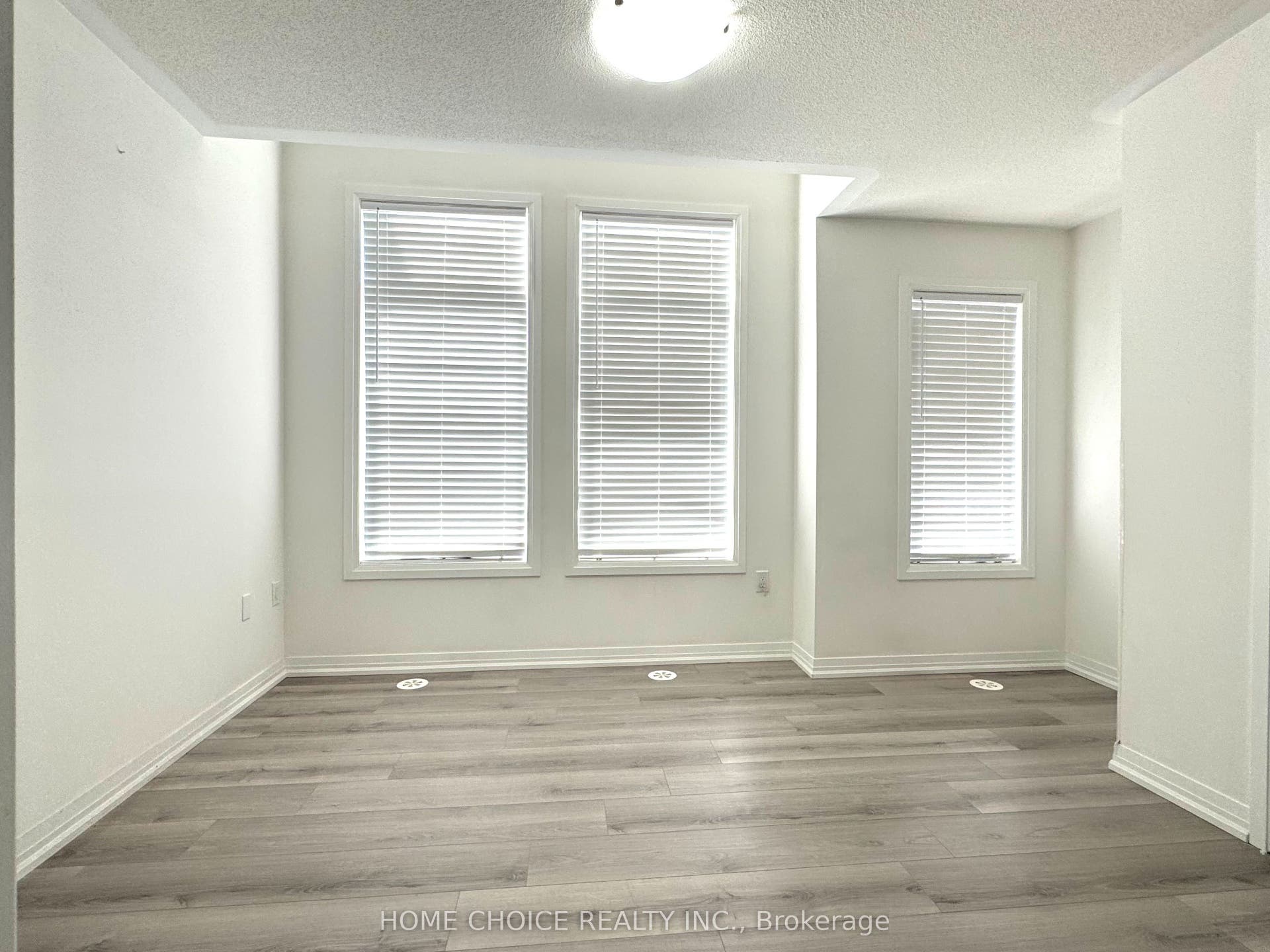 47 Saigen Lane, Markham, York ON L6B 1R2