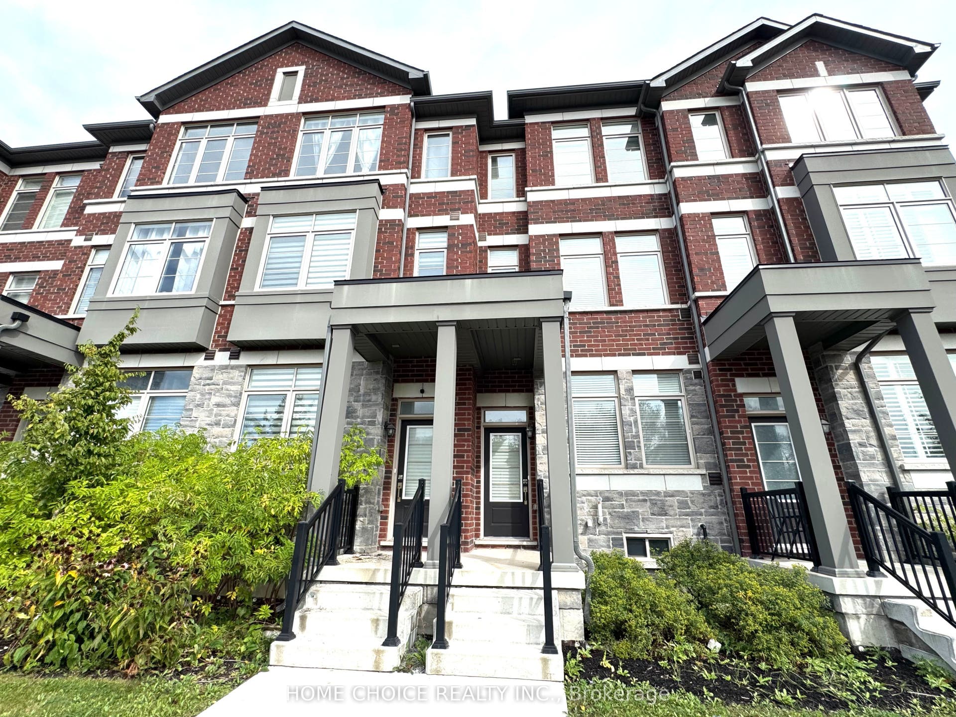 47 Saigen Lane, Markham, York ON L6B 1R2