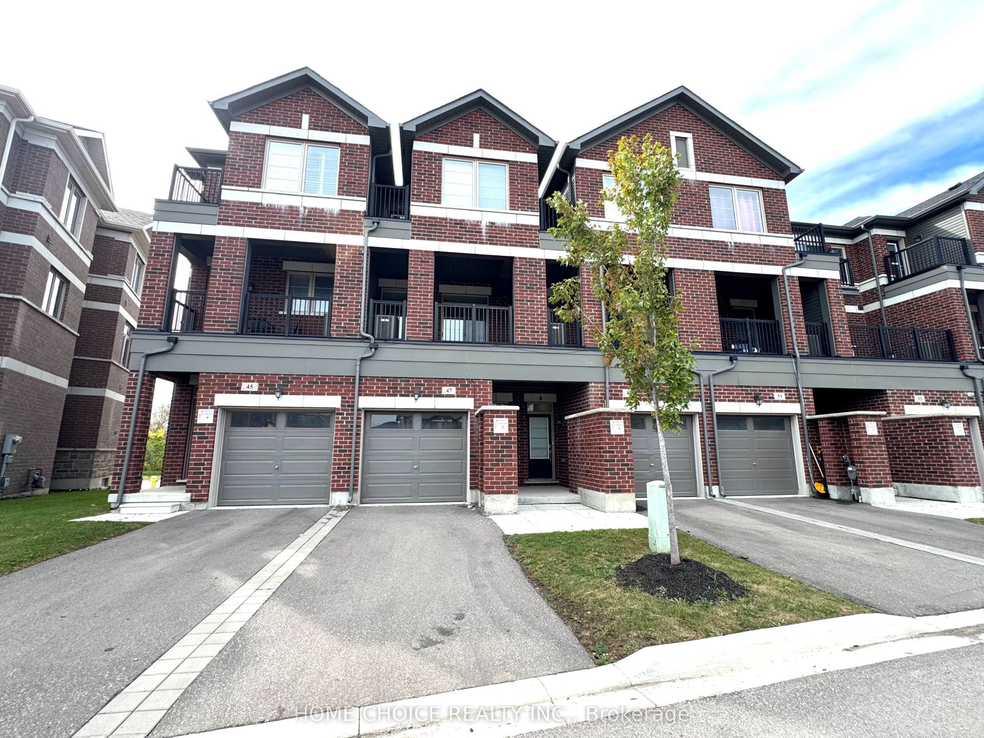 47 Saigen Lane, Markham, York ON L6B 1R2