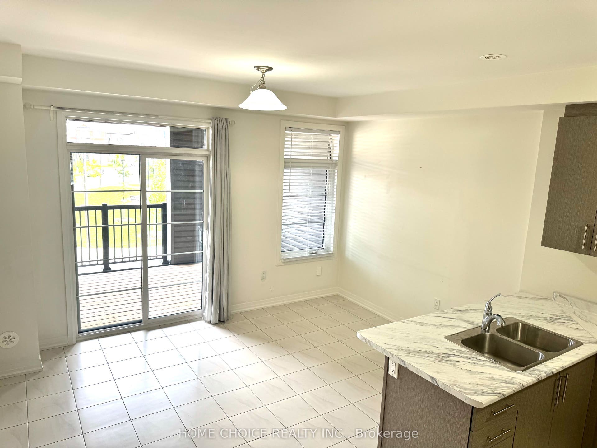 47 Saigen Lane, Markham, York ON L6B 1R2