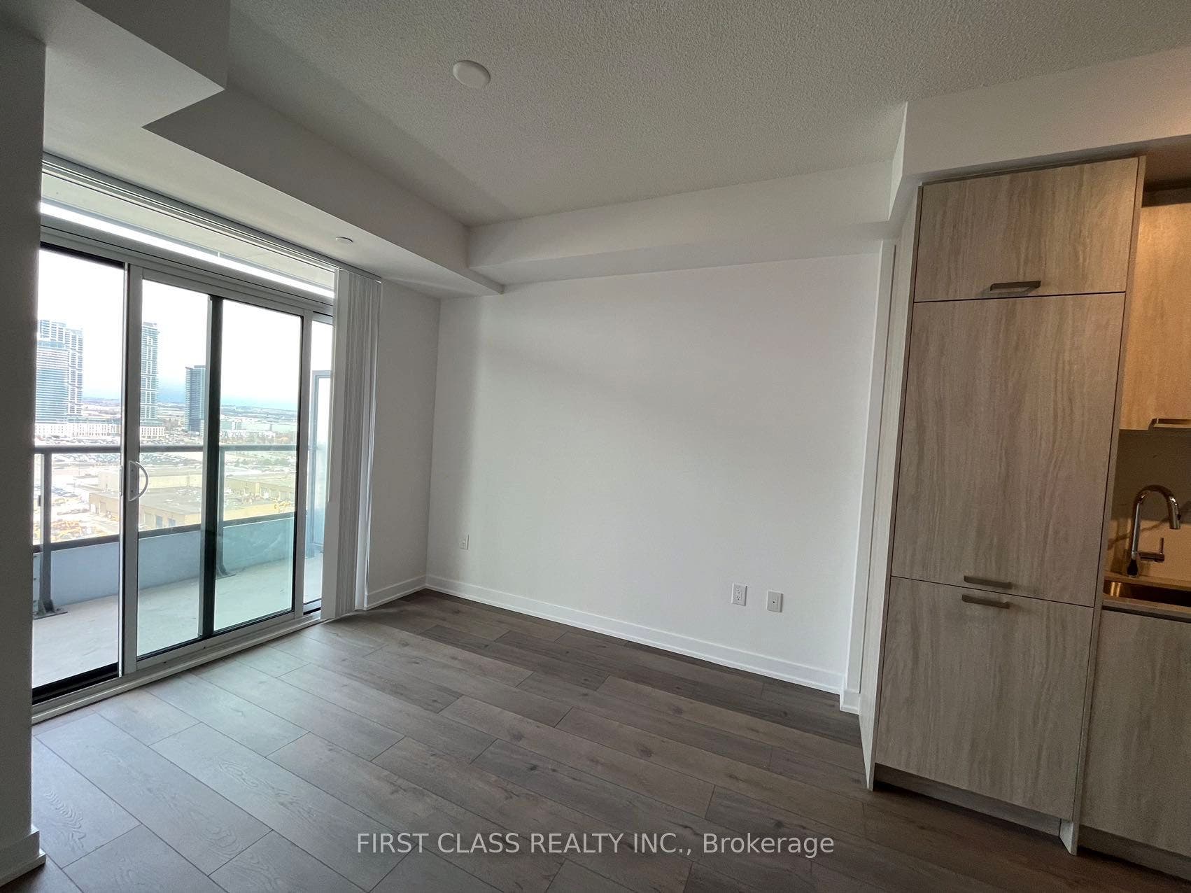 38 Honeycrisp Crescent, #2012, Vaughan, York ON L4K 0M8
