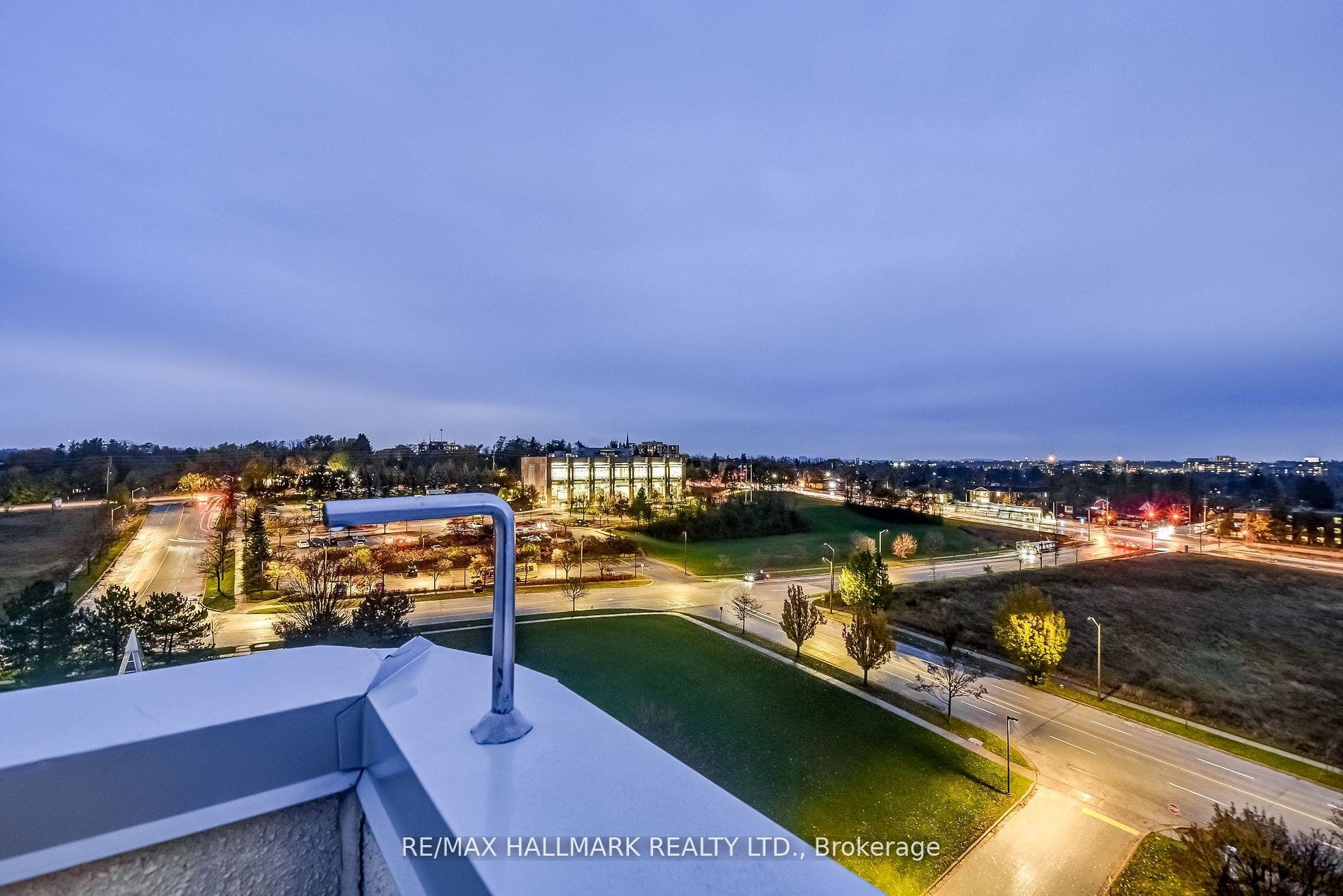 20 Harding Boulevard W, #1211, Richmond Hill, York ON L4C 9S4
