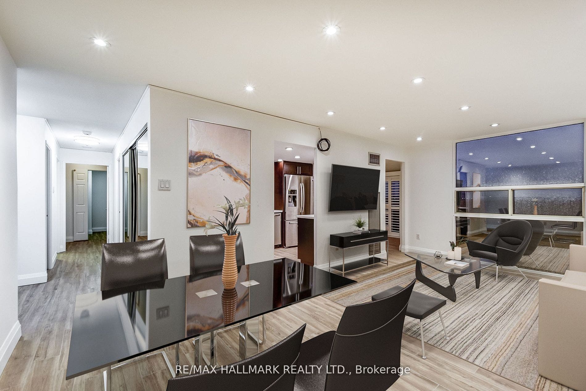 20 Harding Boulevard W, #1211, Richmond Hill, York ON L4C 9S4