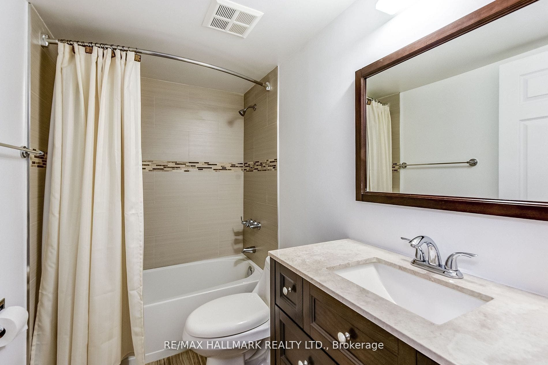 20 Harding Boulevard W, #1211, Richmond Hill, York ON L4C 9S4