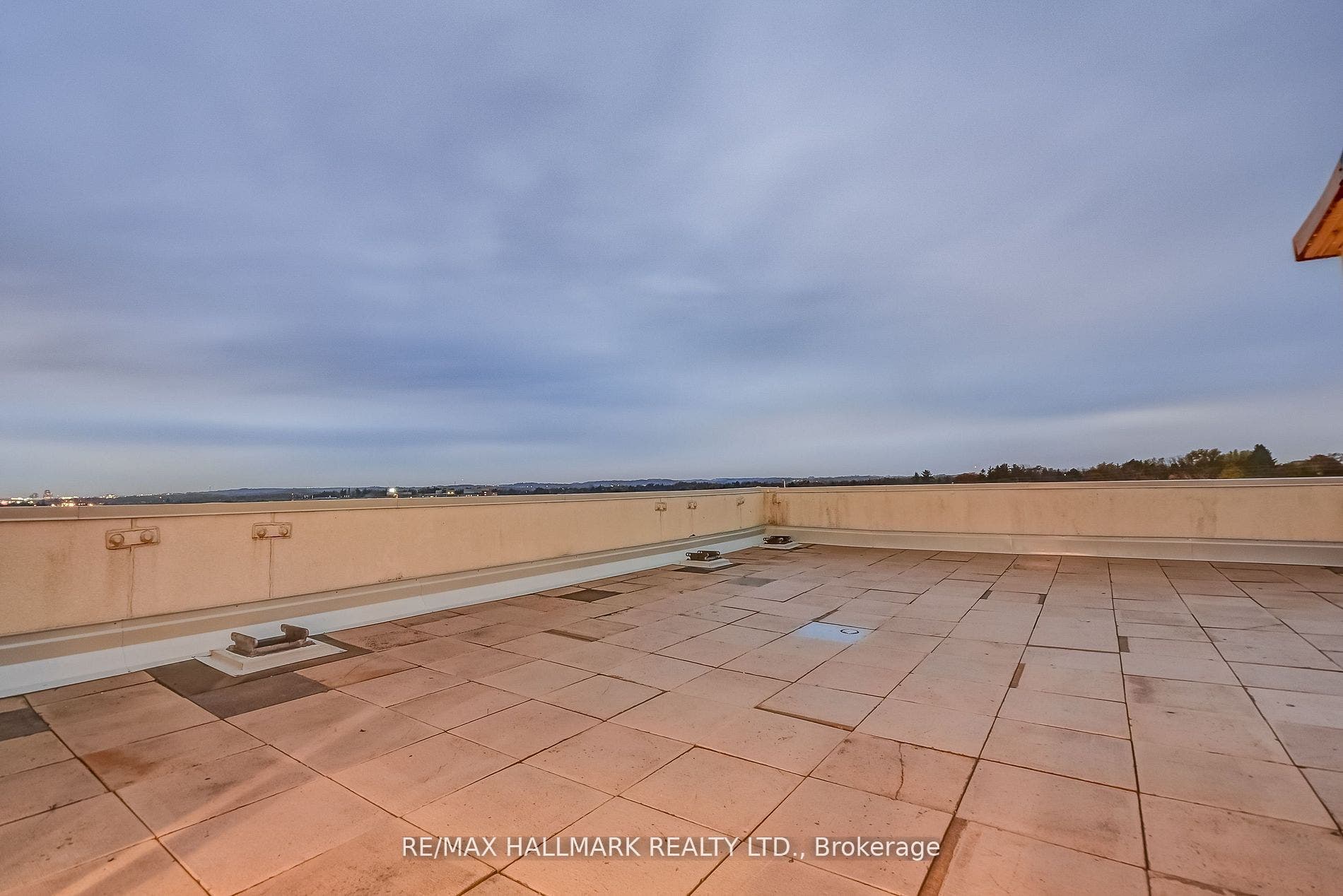 20 Harding Boulevard W, #1211, Richmond Hill, York ON L4C 9S4